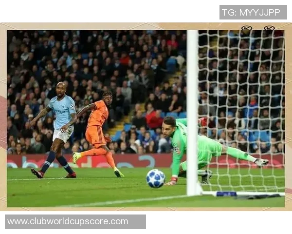 曼彻斯特城与里昂实力对比谁更强大分析与讨论